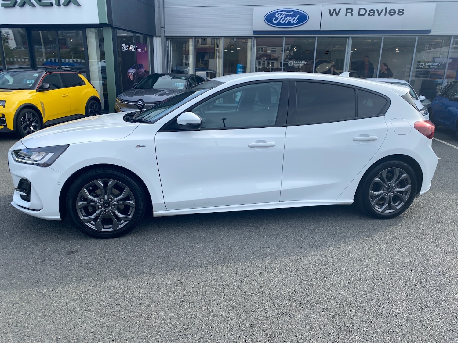 Used Ford Focus 2022 for sale - 76276457: Photo 5