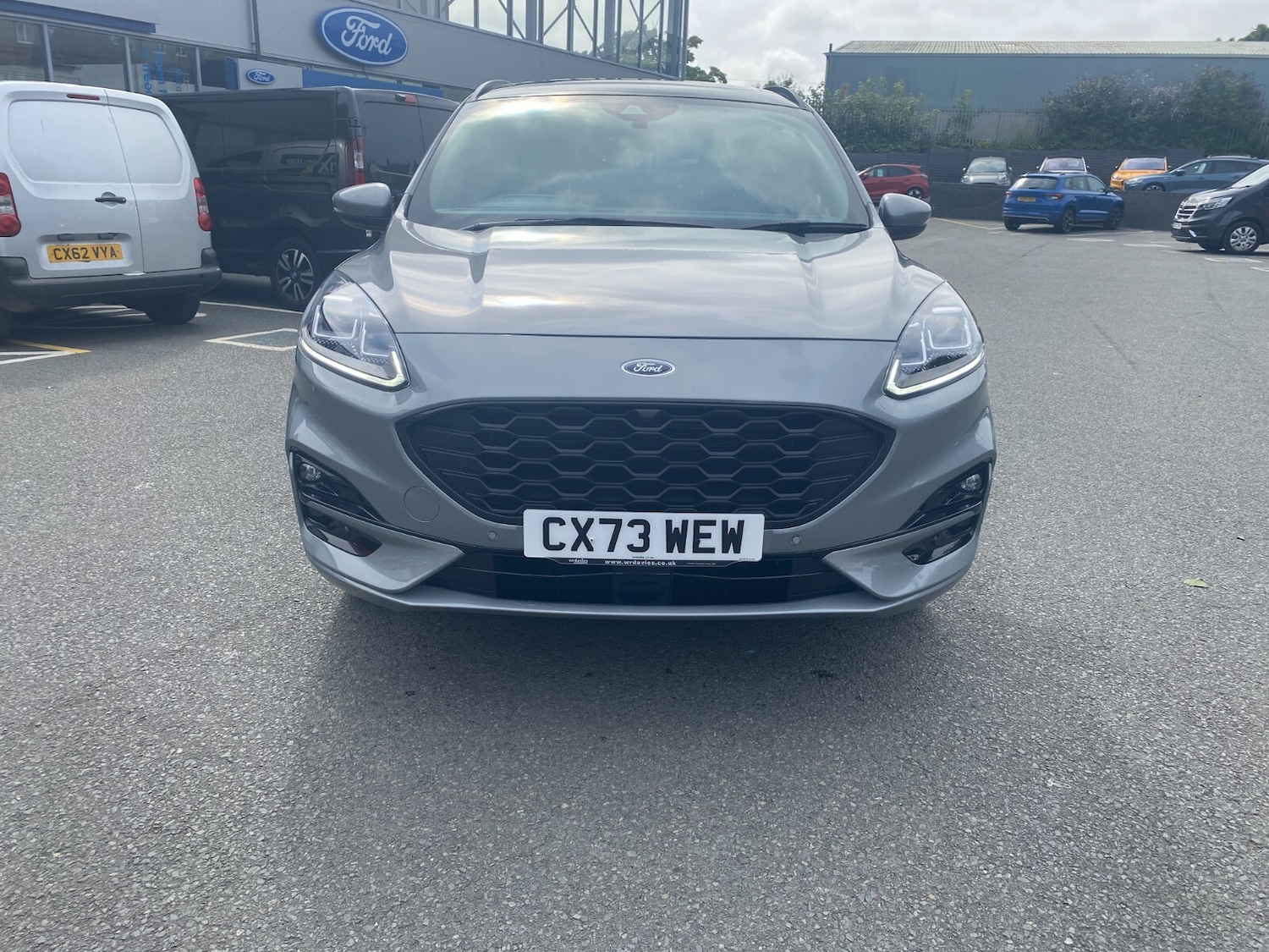 Used Ford Kuga 2023 for sale - 76276140: Photo 2