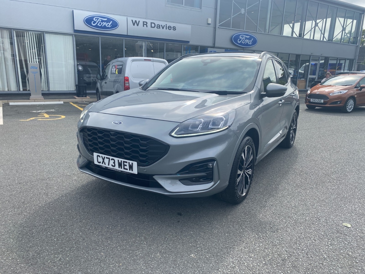 Used Ford Kuga 2023 for sale - 76276140: Photo 3