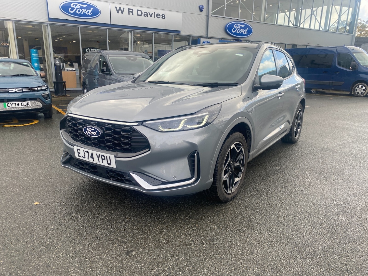 Used Ford Kuga 2024 for sale - 76428111: Photo 3