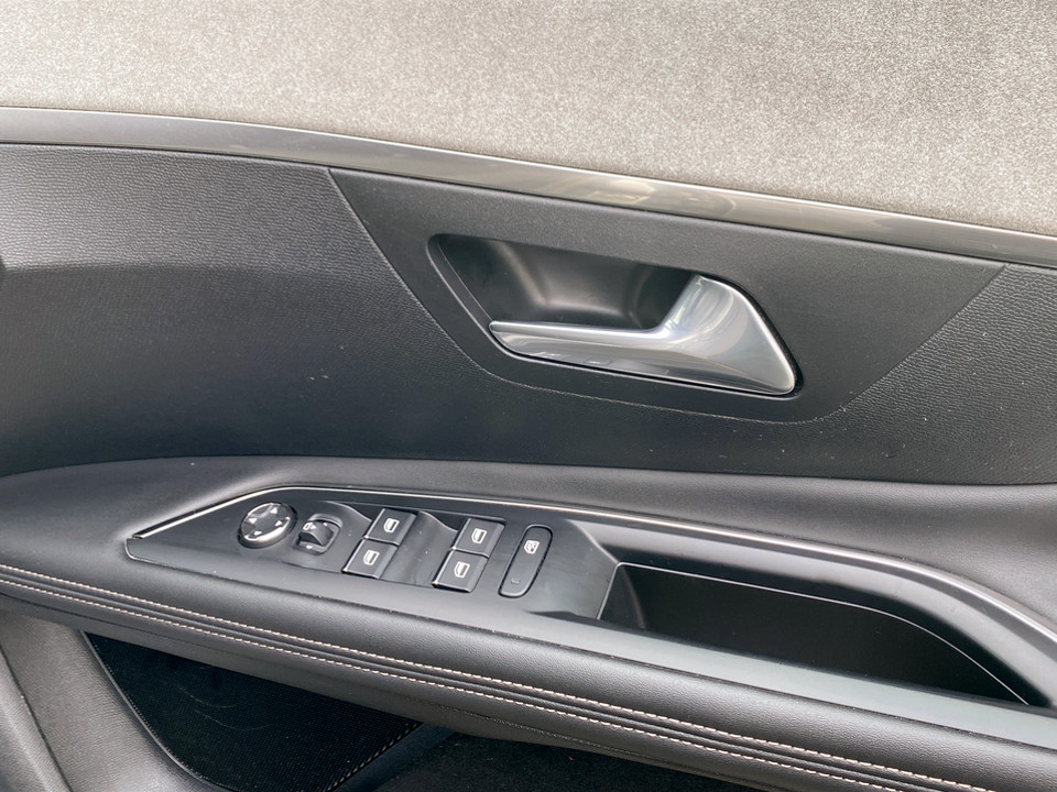 Used Peugeot 3008 2023 for sale - 77665093: Photo 23