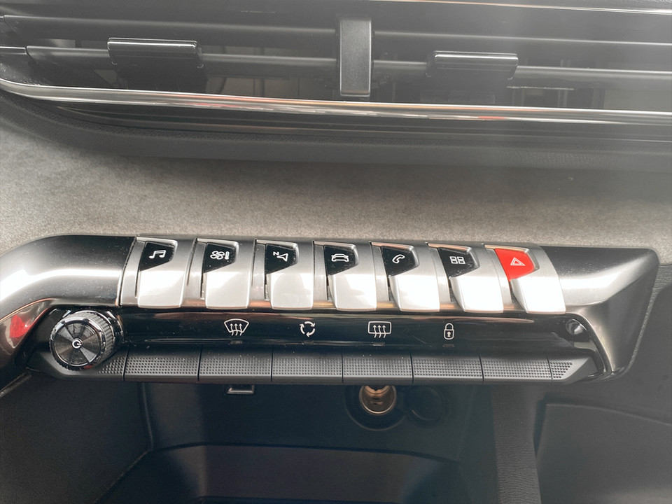 Used Peugeot 3008 2023 for sale - 77665093: Photo 33