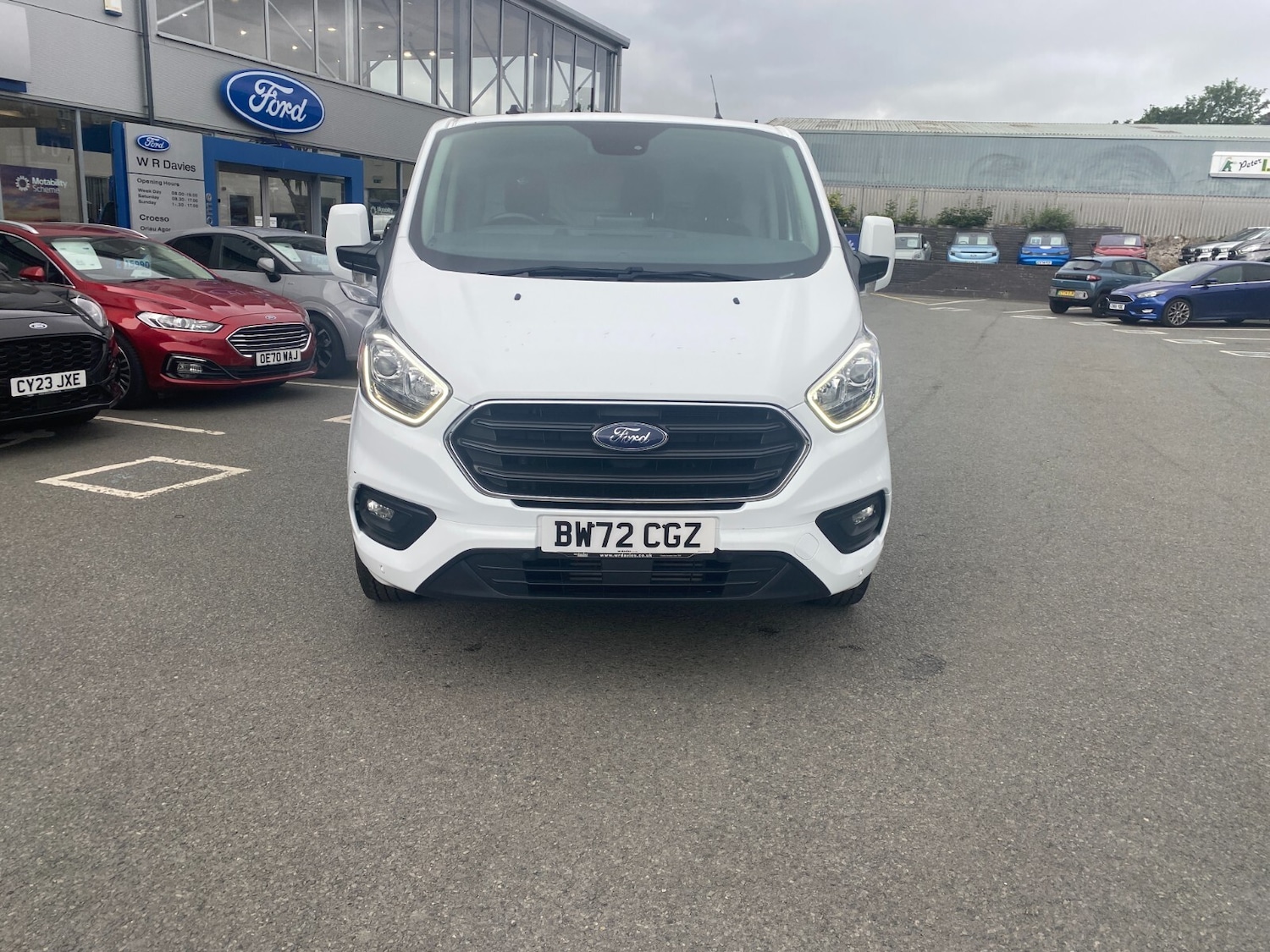 Used Ford Transit Custom 2023 for sale - 76276581: Photo 2