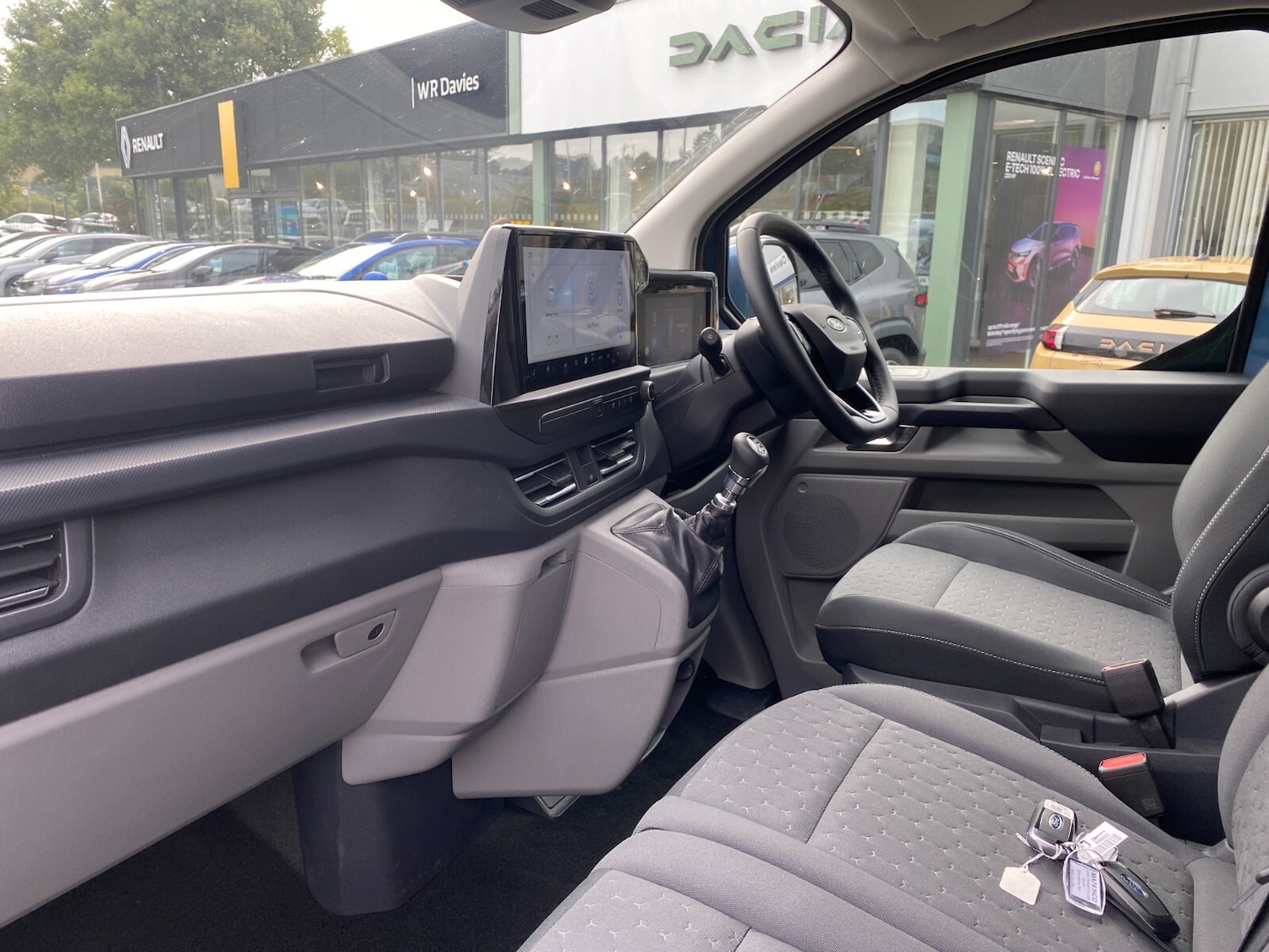 Used Ford Transit Custom 2024 for sale - 76276357: Photo 15