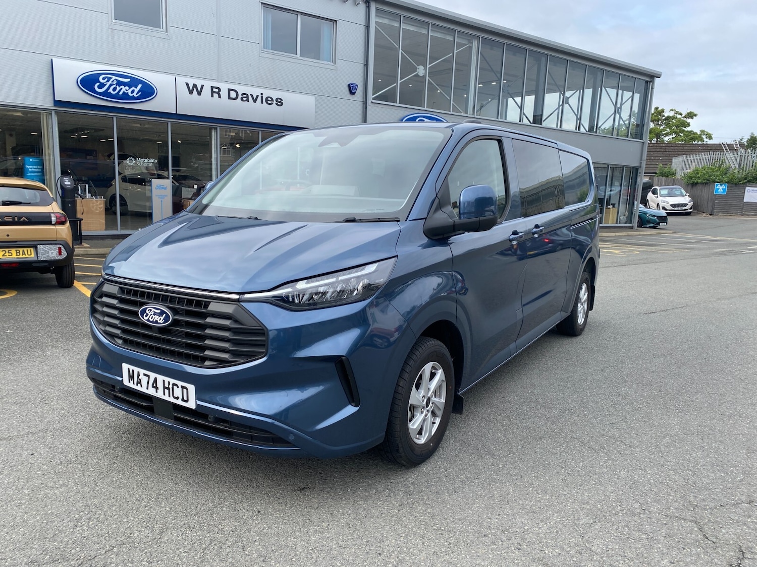 Used Ford Transit Custom 2024 for sale - 76276357: Photo 3