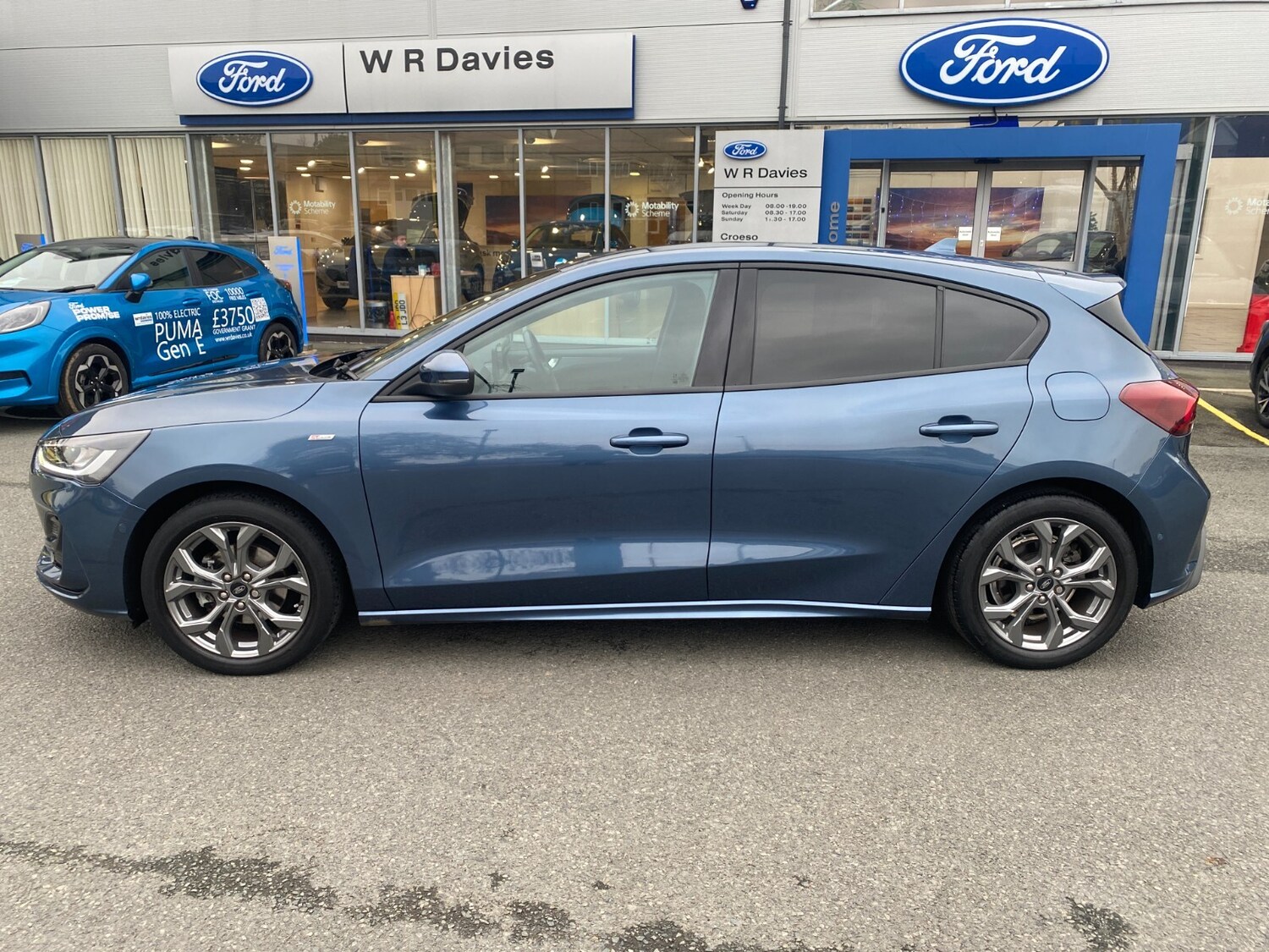 Used Ford Focus 2022 for sale - 76960061: Photo 5