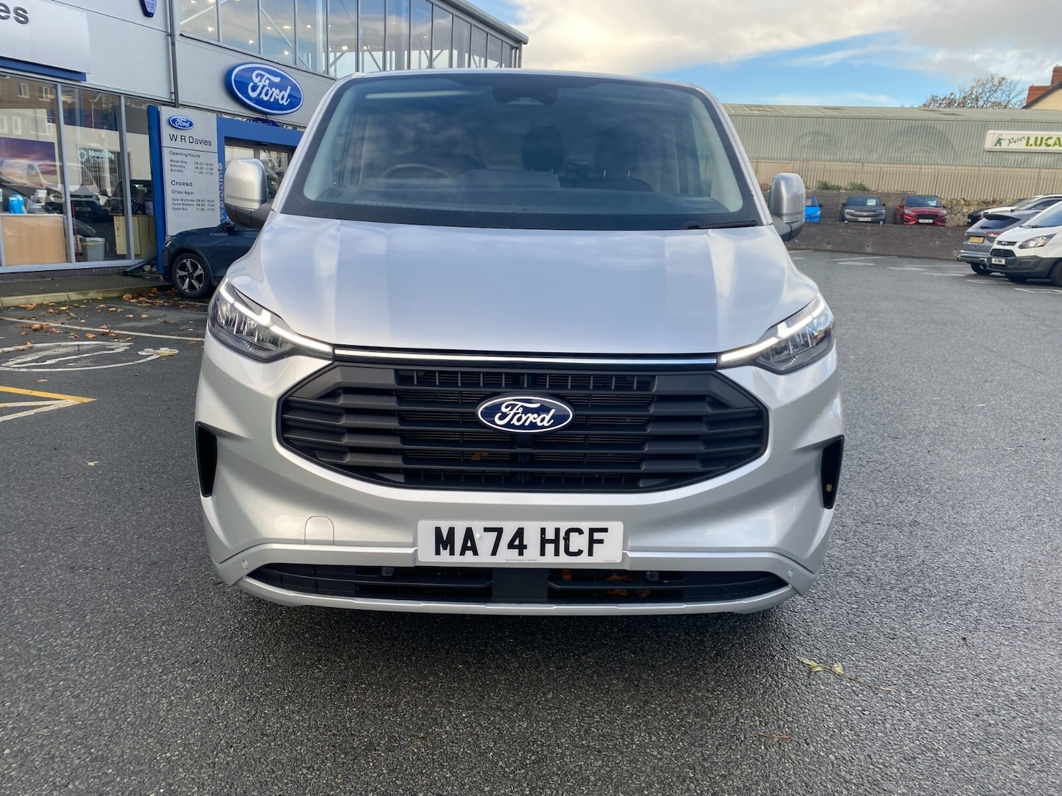 Used Ford Transit Custom 2024 for sale - 76533717: Photo 2