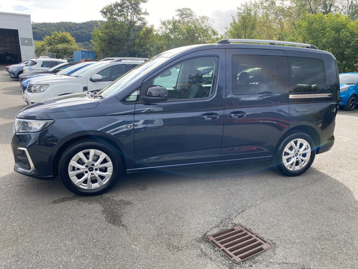 Used Ford Tourneo Connect 2024 for sale - 76276866: Photo 5