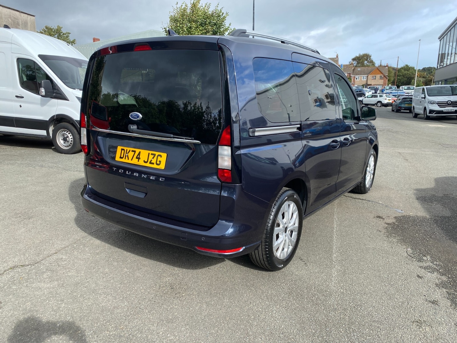 Used Ford Tourneo Connect 2024 for sale - 76276866: Photo 9