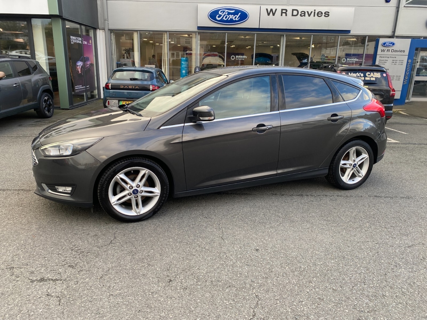 Used Ford Focus 2018 for sale - 76400791: Photo 5