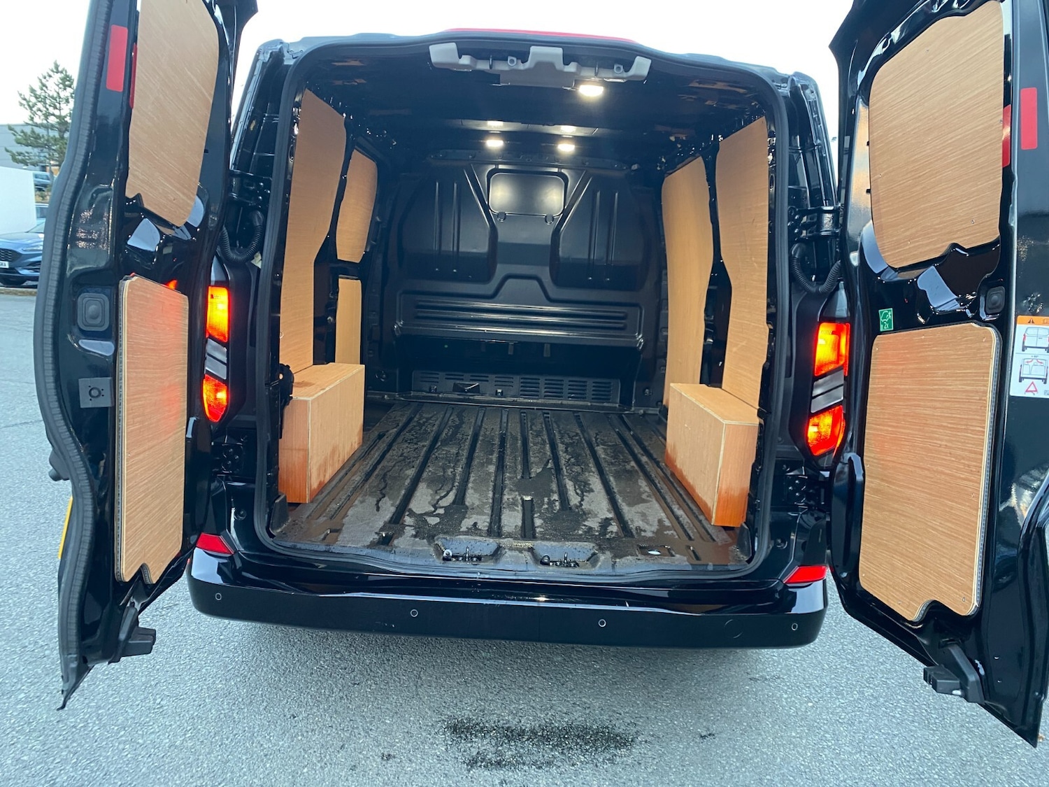 Used Ford Transit Custom 2024 for sale - 76410522: Photo 19