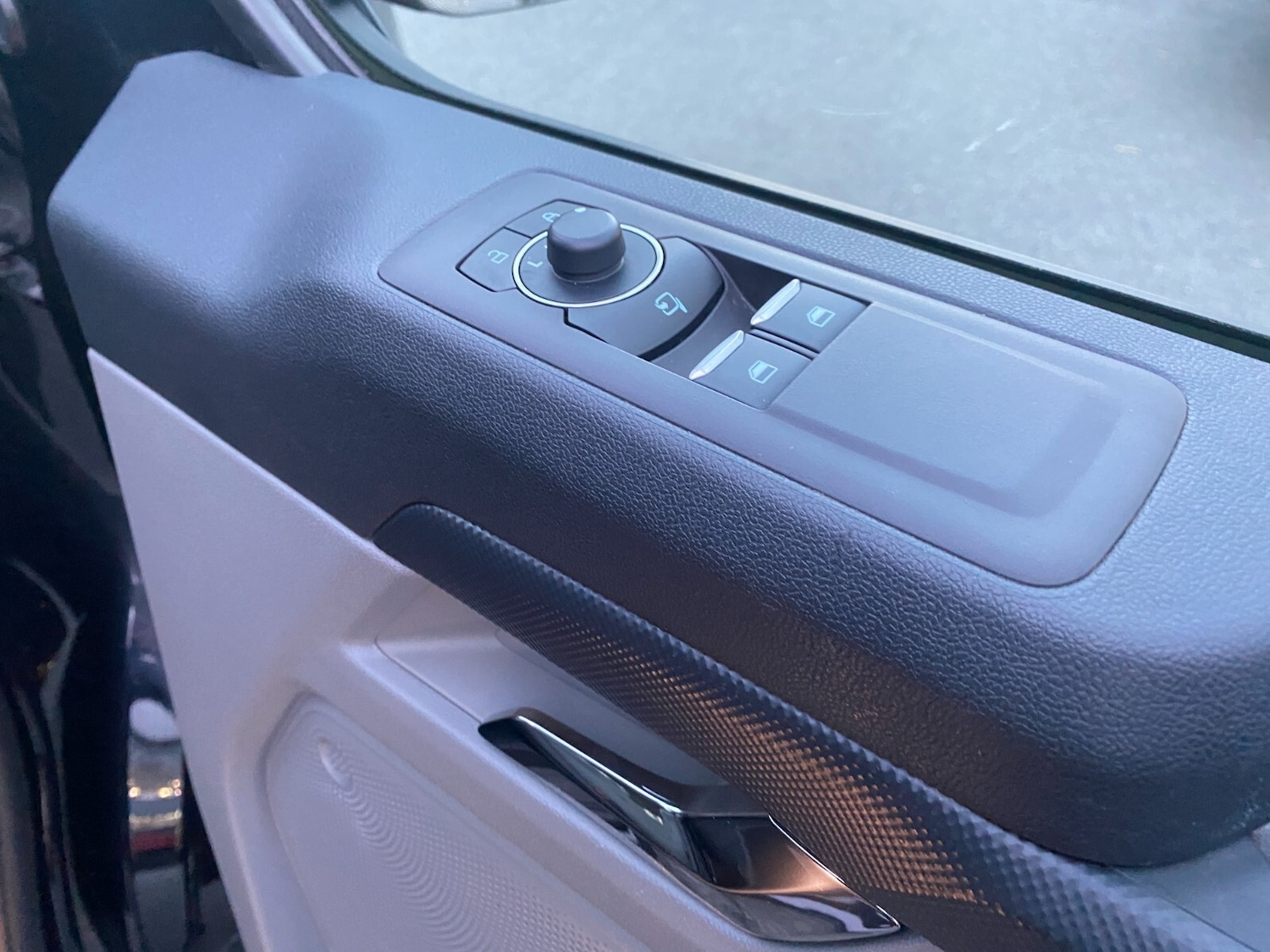 Used Ford Transit Custom 2024 for sale - 76410522: Photo 23