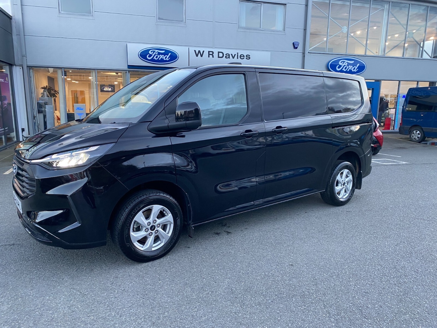 Used Ford Transit Custom 2024 for sale - 76410522: Photo 4