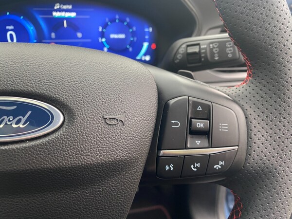 Used Ford Focus 2023 for sale - 76276696: Photo 31