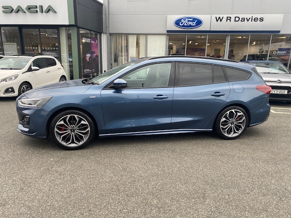 Used Ford Focus 2023 for sale - 76276696: Photo 5