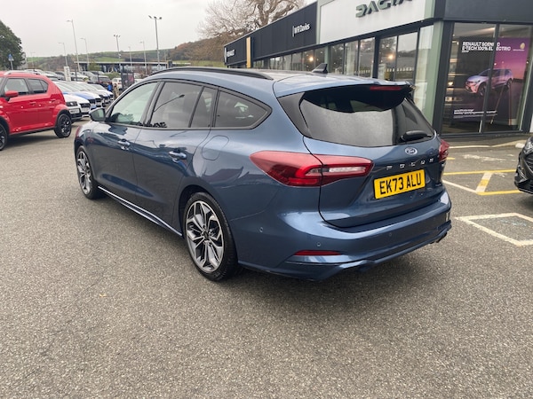 Used Ford Focus 2023 for sale - 76276696: Photo 7
