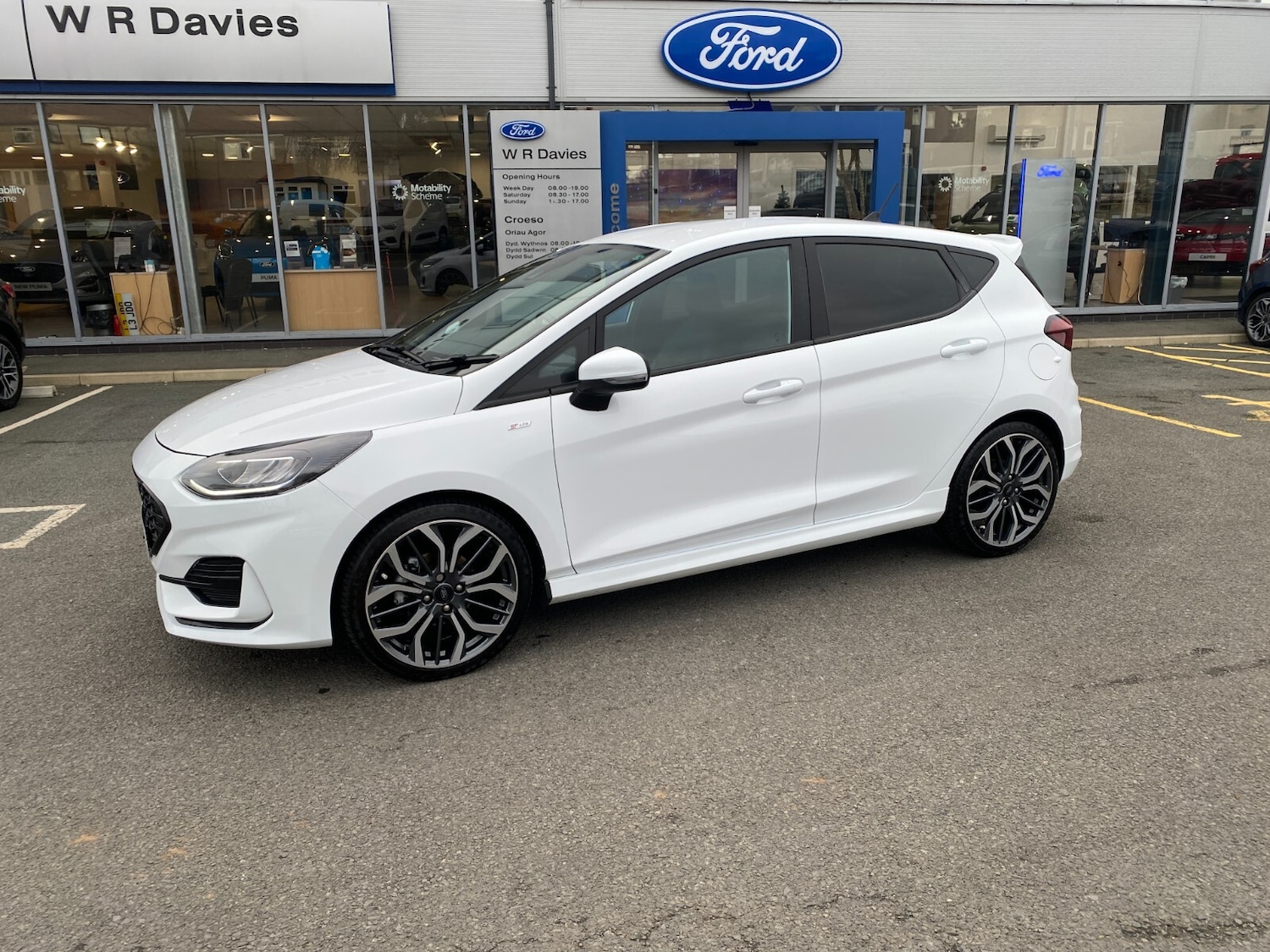 Used Ford Fiesta 2023 for sale - 77071026: Photo 4