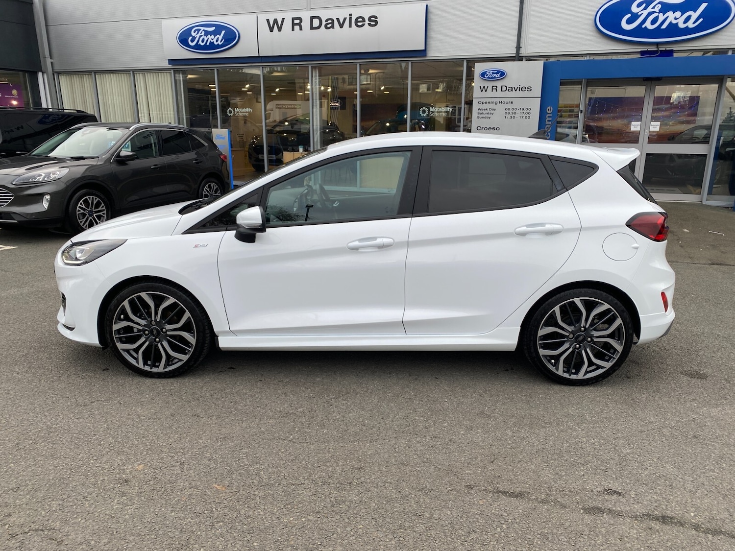 Used Ford Fiesta 2023 for sale - 77071026: Photo 5