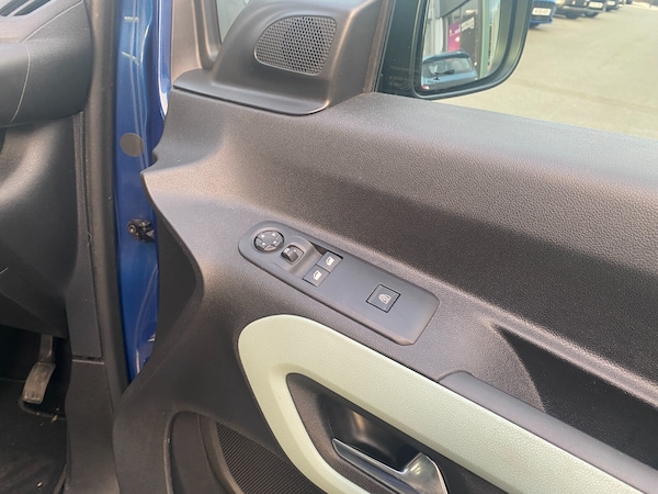 Used Citroen Berlingo 2018 for sale - 76276757: Photo 28