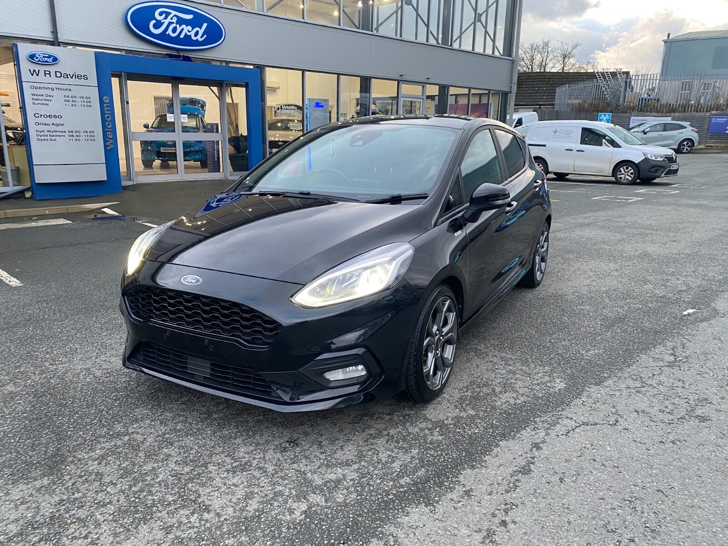 Used Ford Fiesta 2020 for sale - 77476545: Photo 2