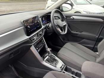 Used Volkswagen T-Roc 2023 for sale - 73577272: Photo