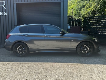 Used BMW 1 Series 2019 for sale - 79212600: Photo