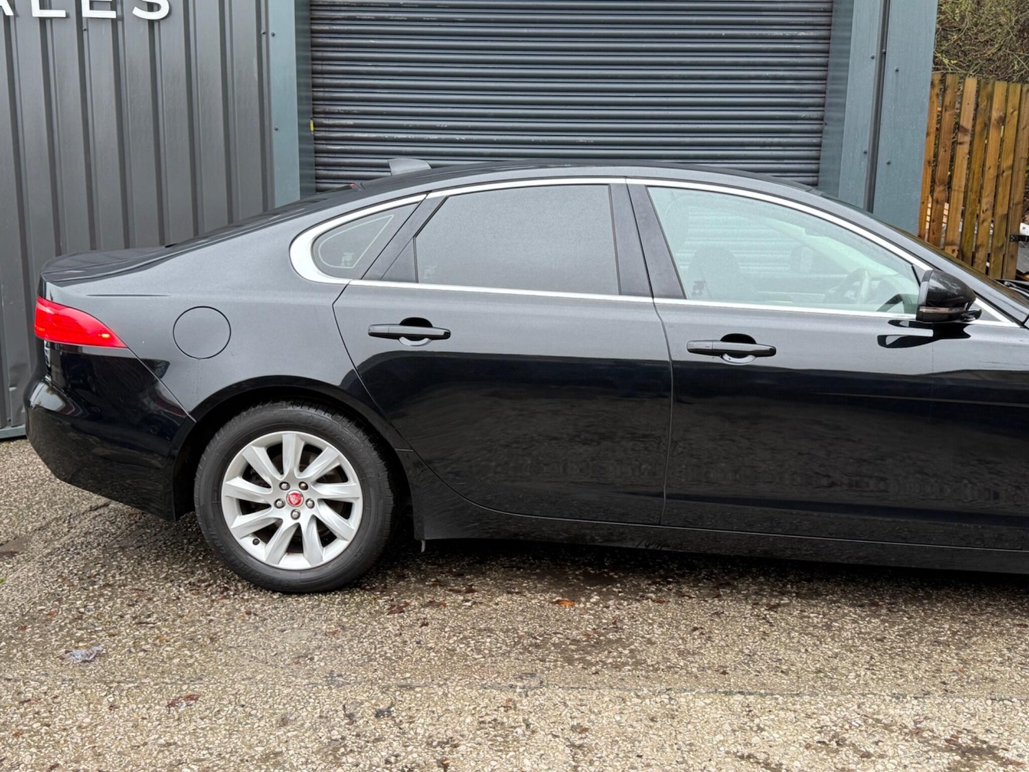 Used Jaguar XF 2016 for sale - 76632969: Photo 13