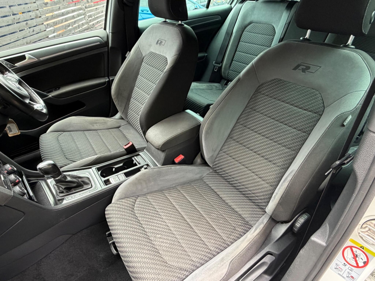 Used Volkswagen Golf for sale - 78135942: Photo 9