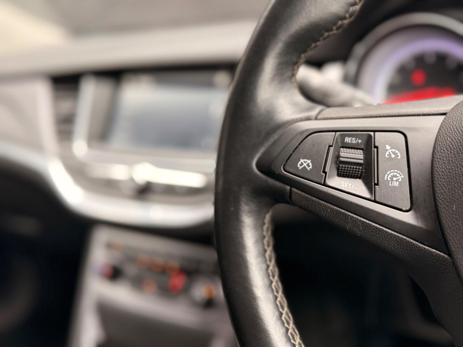 Used Vauxhall Astra for sale - 77484184: Photo 24