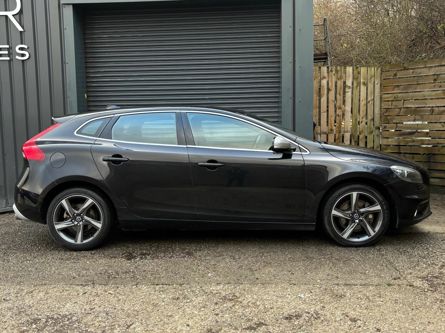 Used Volvo V40 2013 for sale - 77053935: Photo 17