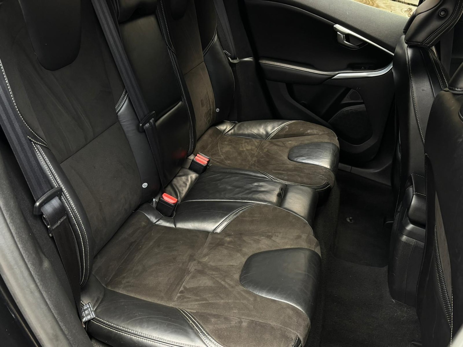 Used Volvo V40 2013 for sale - 77053935: Photo 26