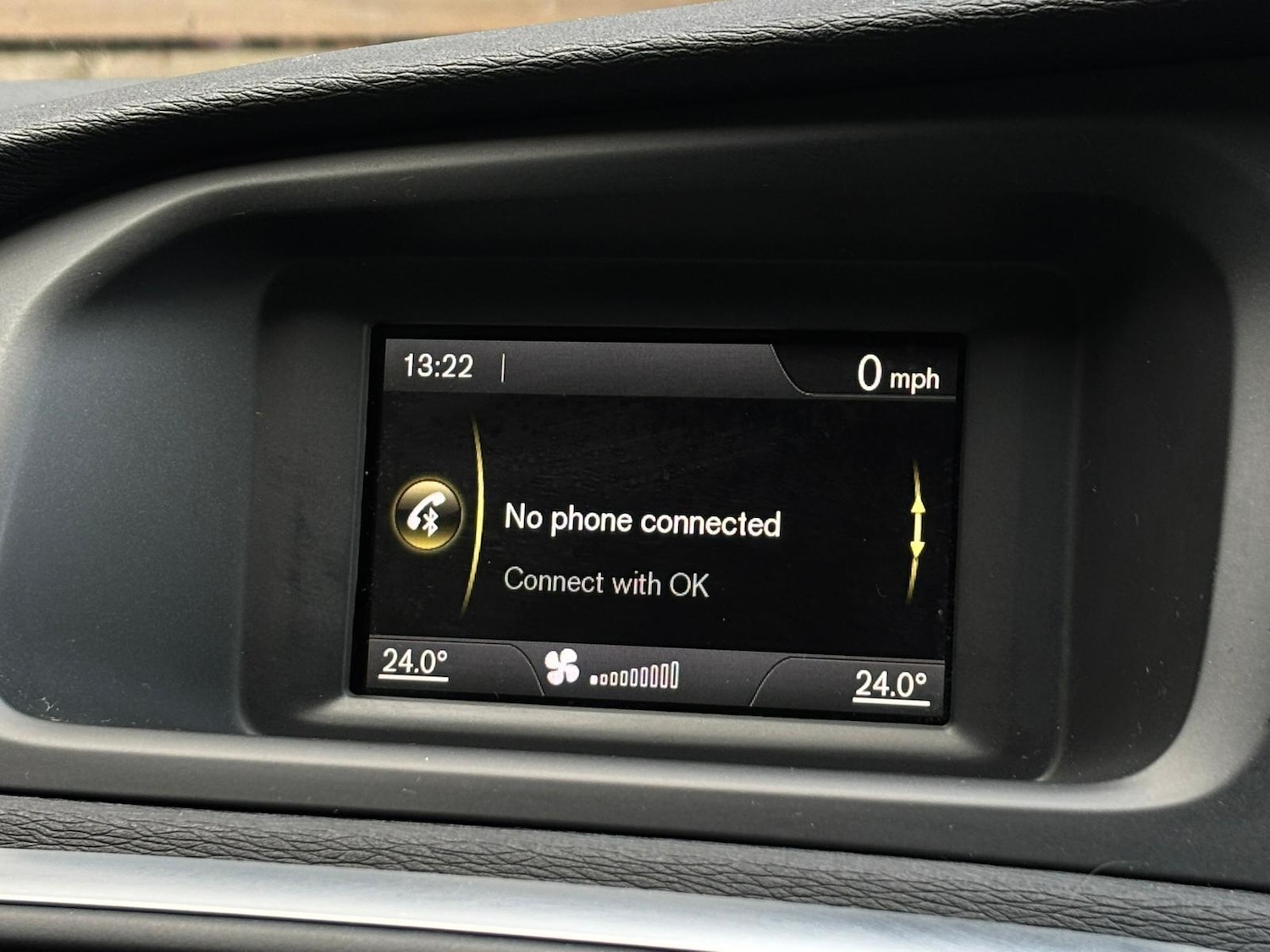 Used Volvo V40 2013 for sale - 77053935: Photo 31