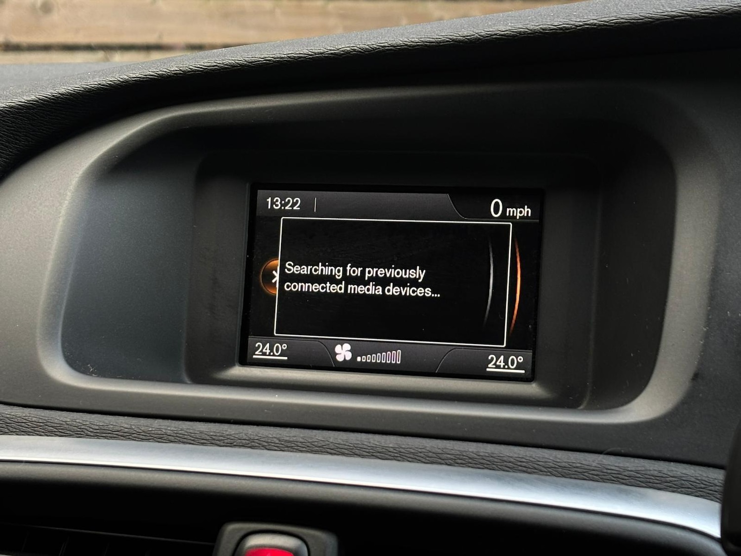 Used Volvo V40 2013 for sale - 77053935: Photo 35