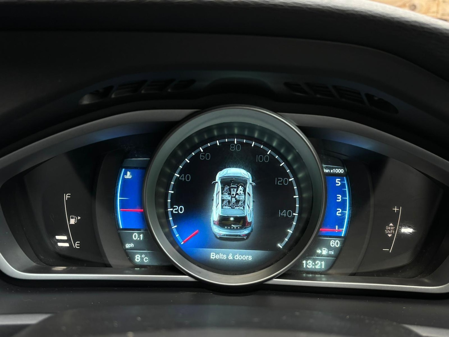 Used Volvo V40 2013 for sale - 77053935: Photo 36