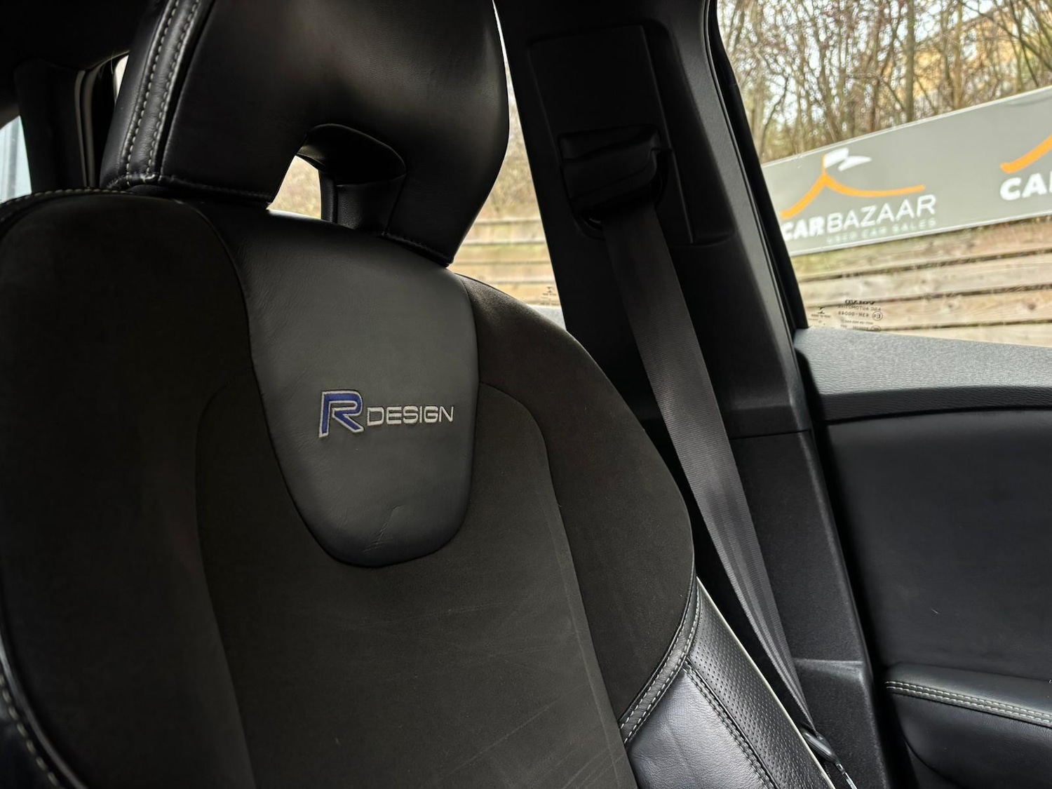 Used Volvo V40 2013 for sale - 77053935: Photo 46