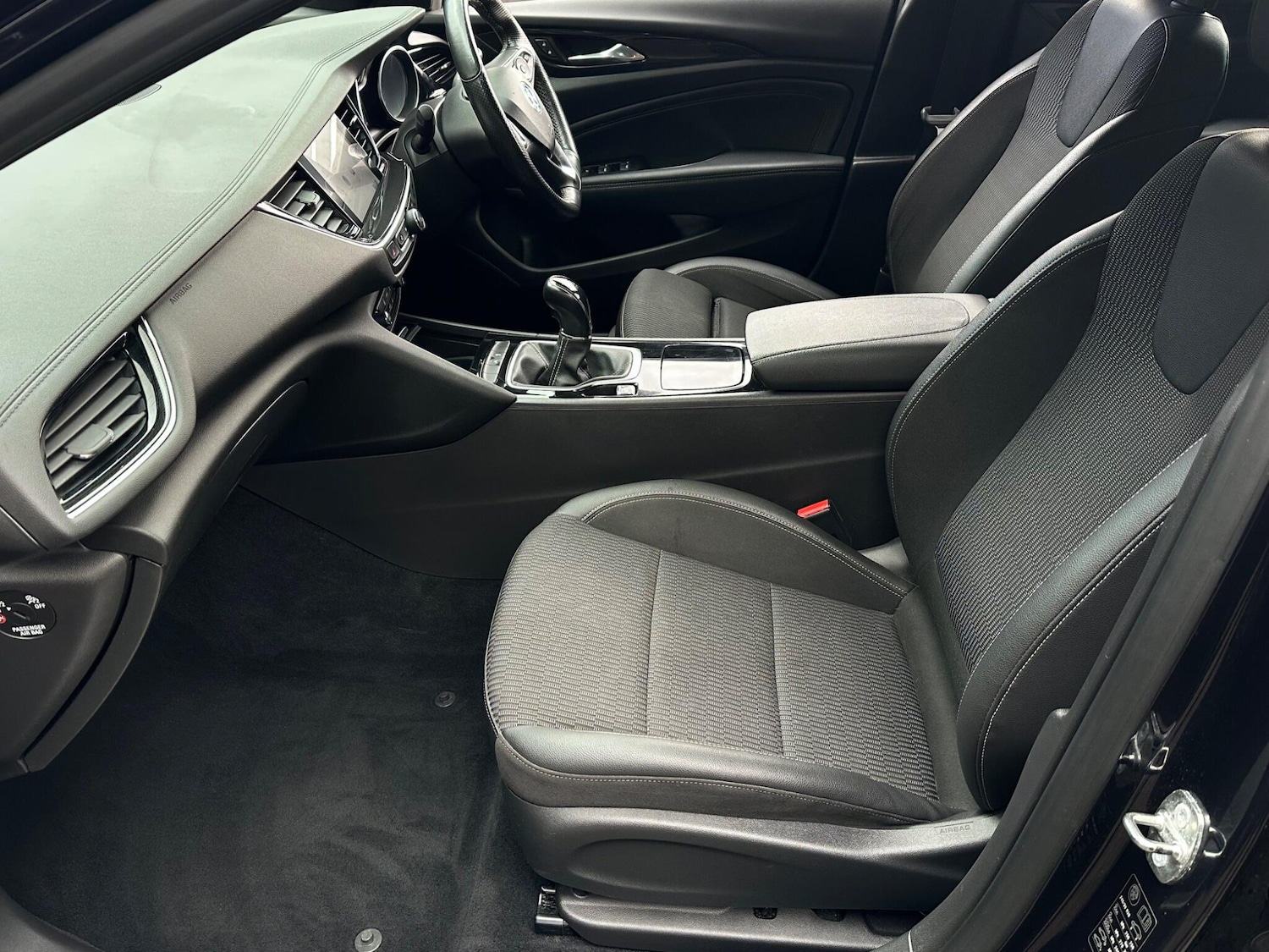 Used Vauxhall Insignia 2017 for sale - 77705044: Photo 21