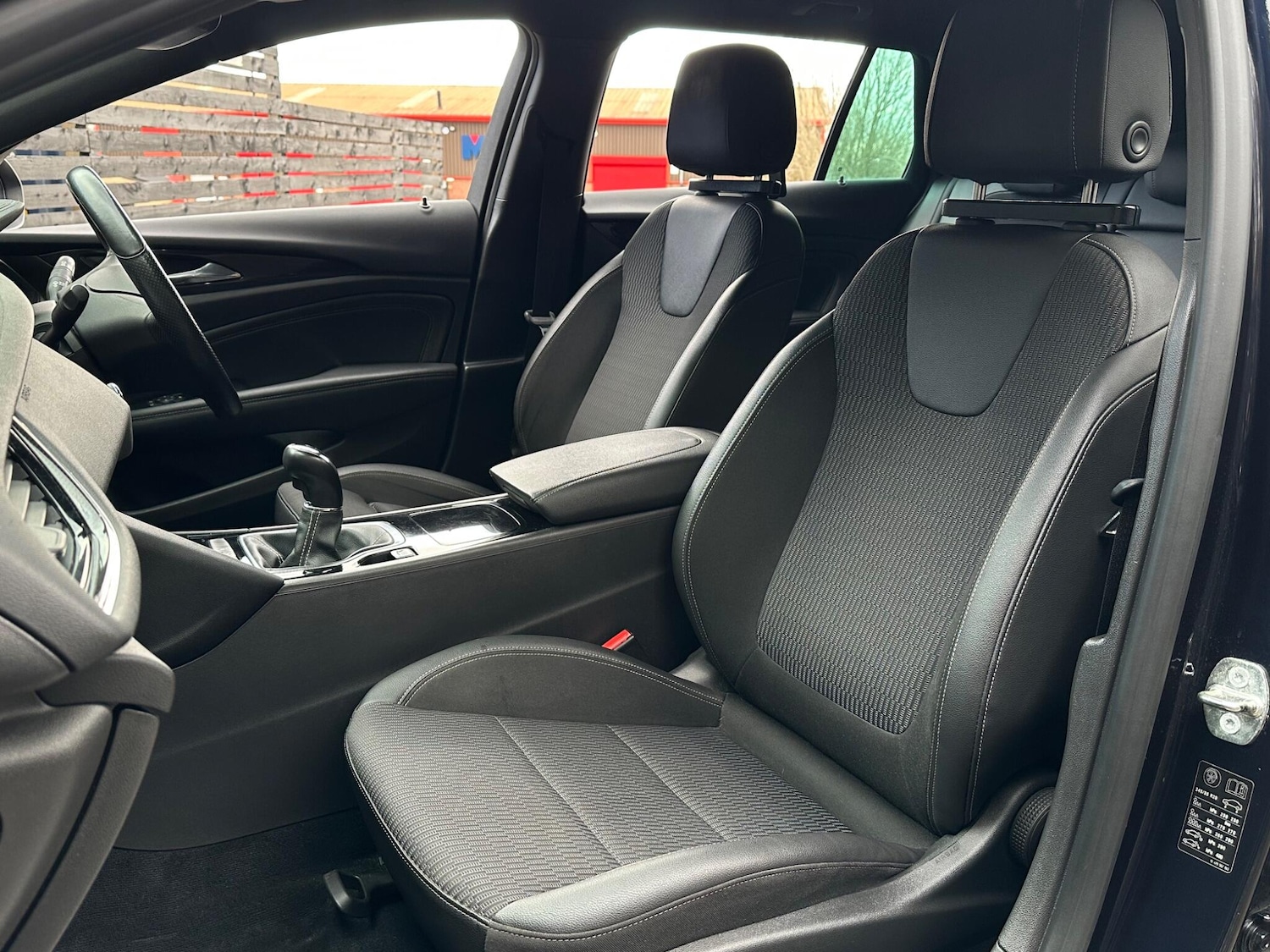 Used Vauxhall Insignia 2017 for sale - 77705044: Photo 6