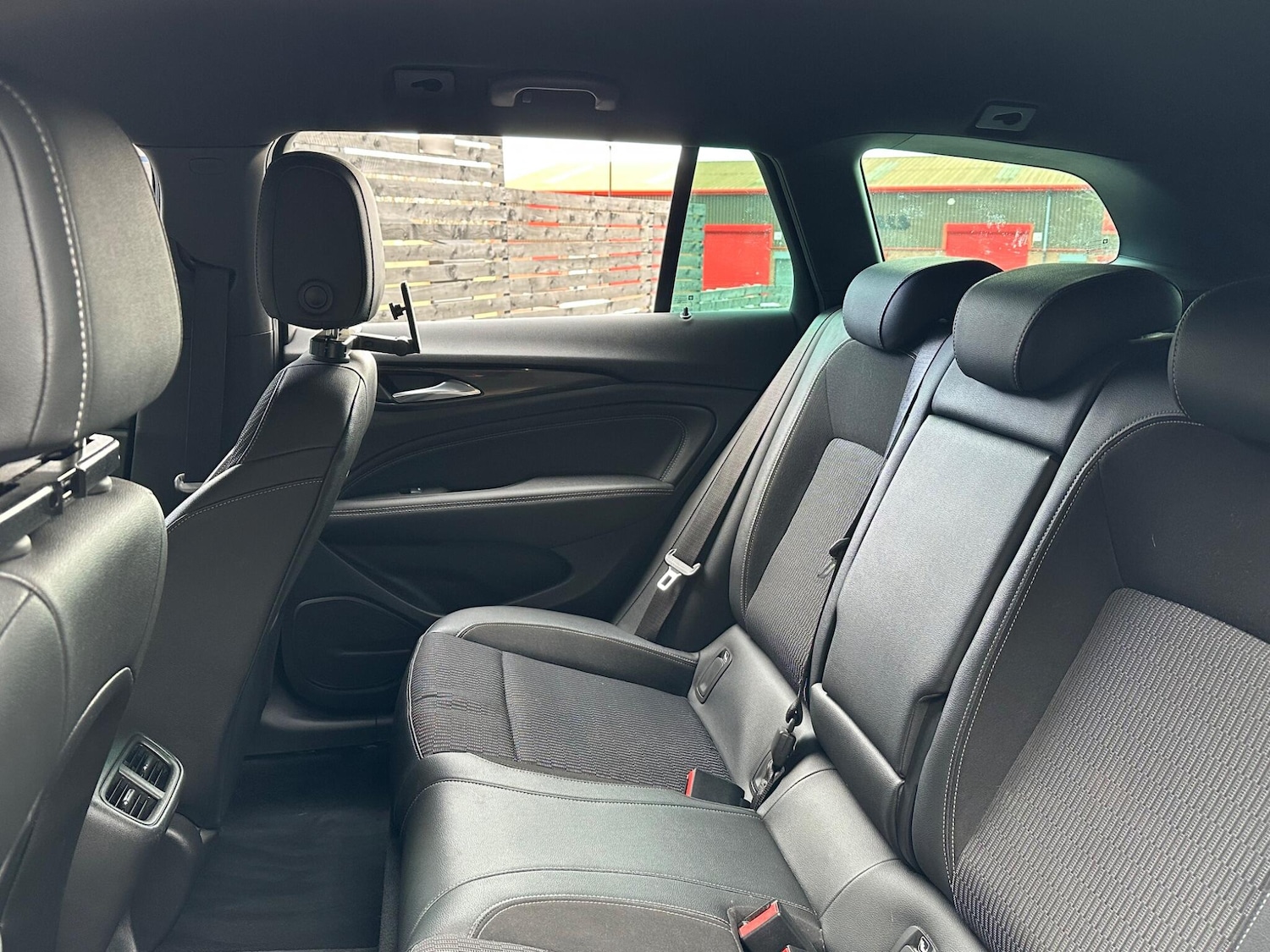 Used Vauxhall Insignia 2017 for sale - 77705044: Photo 7