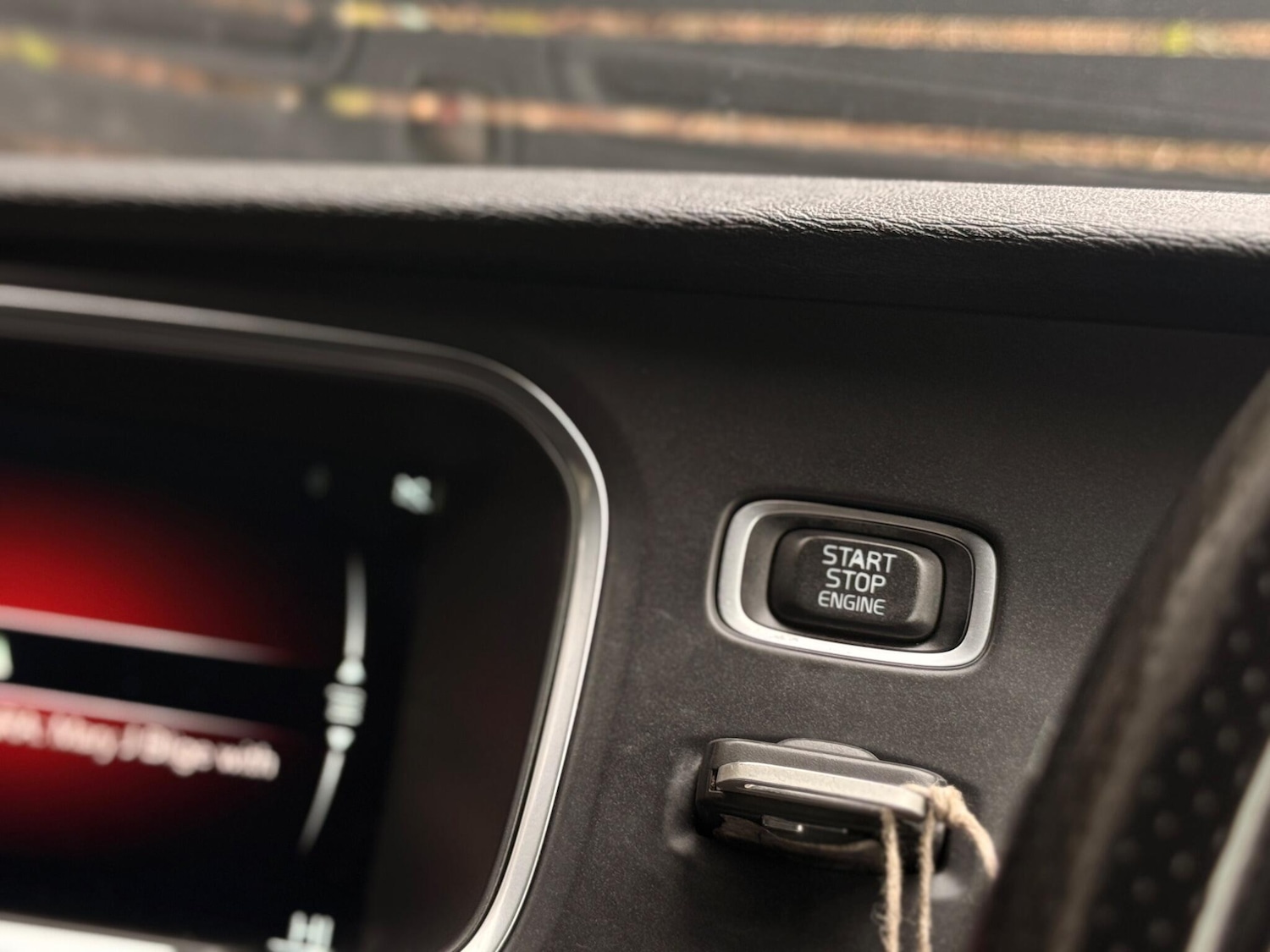 Used Volvo V40 for sale - 77808253: Photo 26