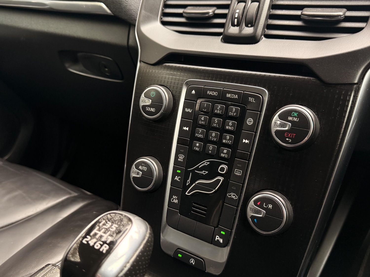 Used Volvo V40 for sale - 77808253: Photo 27