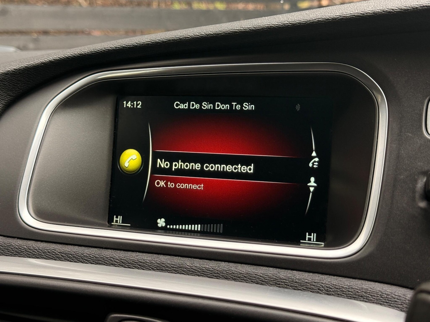 Used Volvo V40 for sale - 77808253: Photo 28