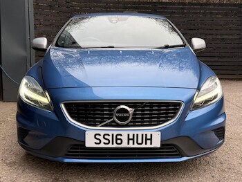 Used Volvo V40 2016 for sale - 77808253: Photo