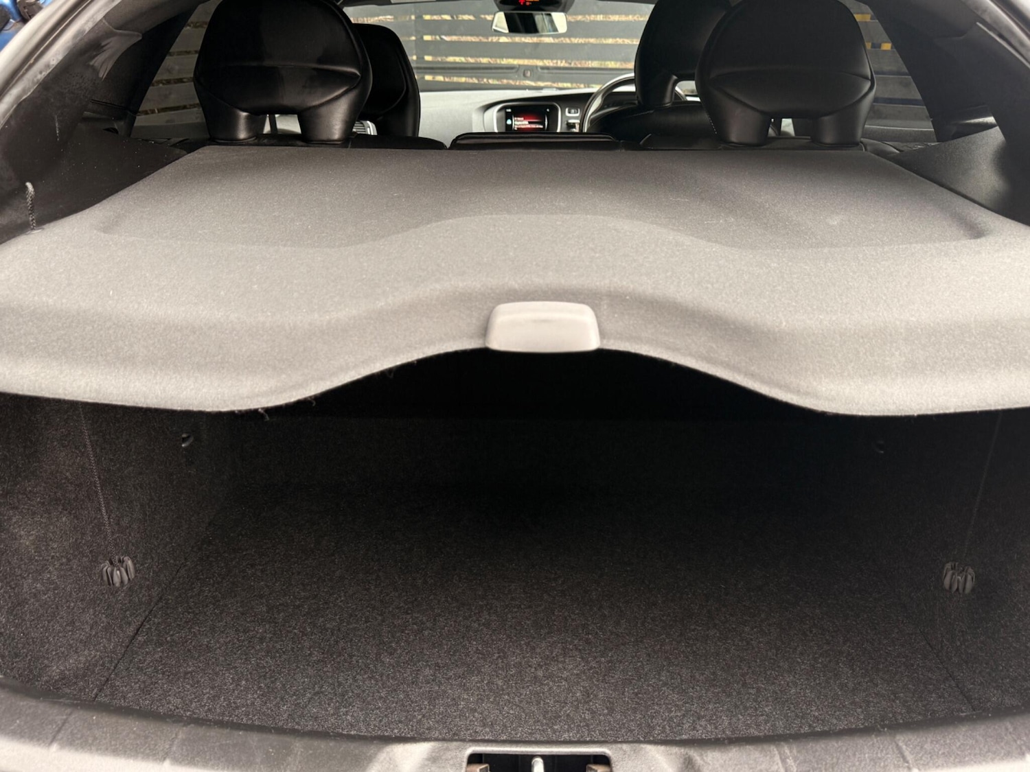 Used Volvo V40 for sale - 77808253: Photo 33