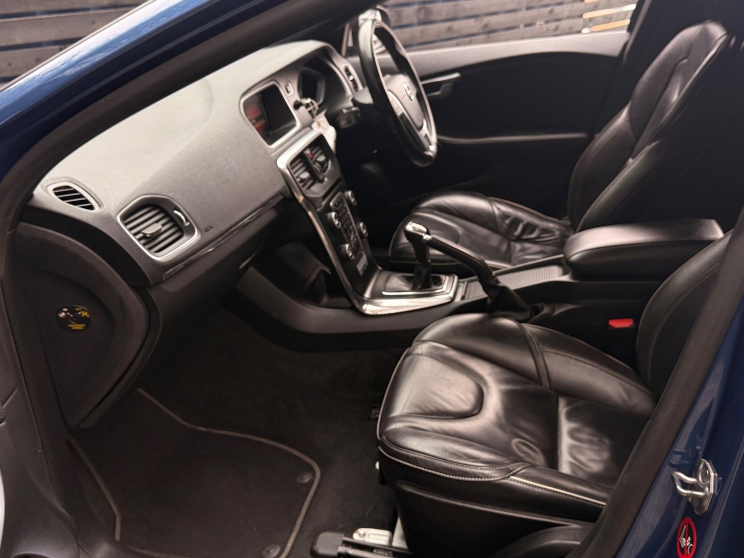 Used Volvo V40 for sale - 77808253: Photo 38