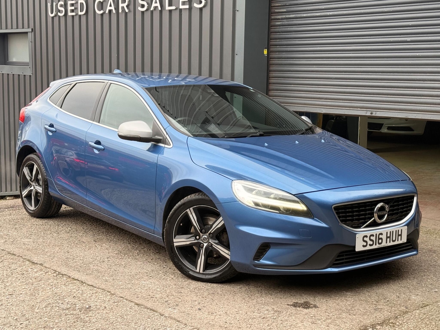 Used Volvo V40 for sale - 77808253: Photo 41