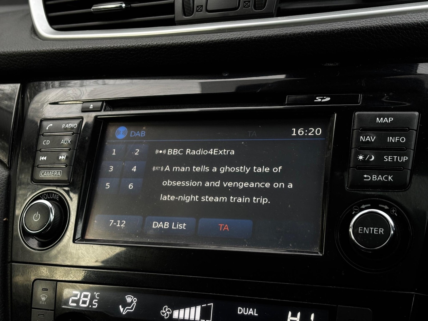 Used Nissan Qashqai 2016 for sale - 77559239: Photo 29