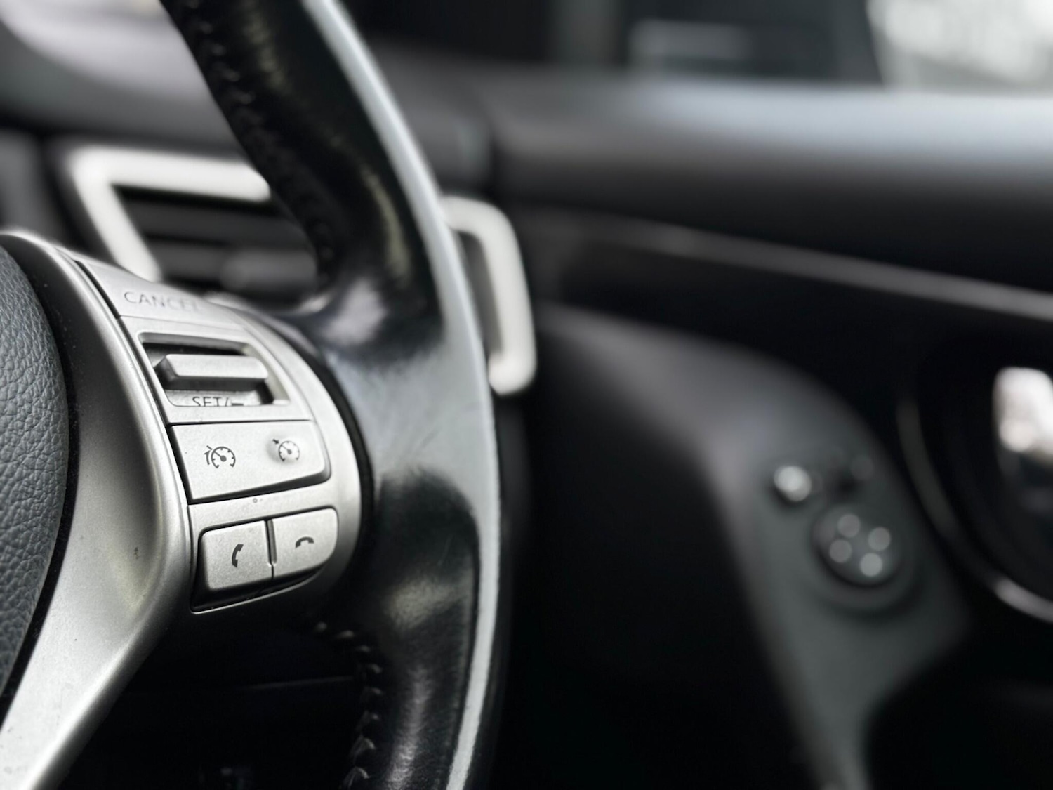 Used Nissan Qashqai 2016 for sale - 77559239: Photo 33