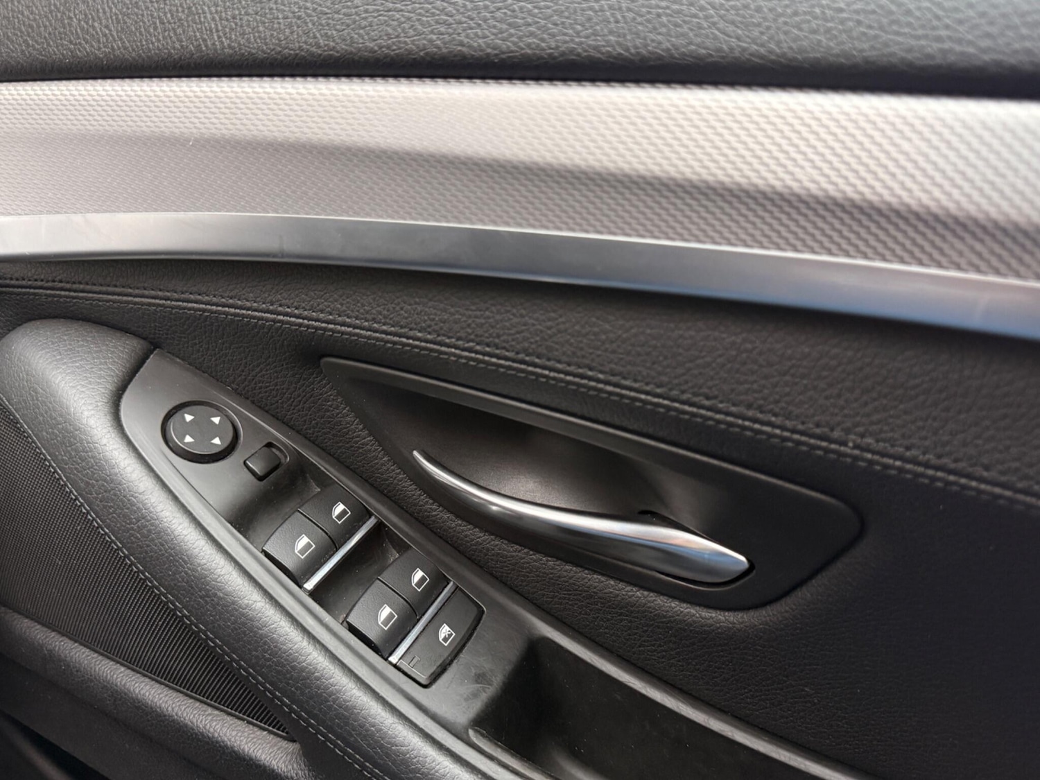 Used BMW 5 Series 2016 for sale - 77053937: Photo 38