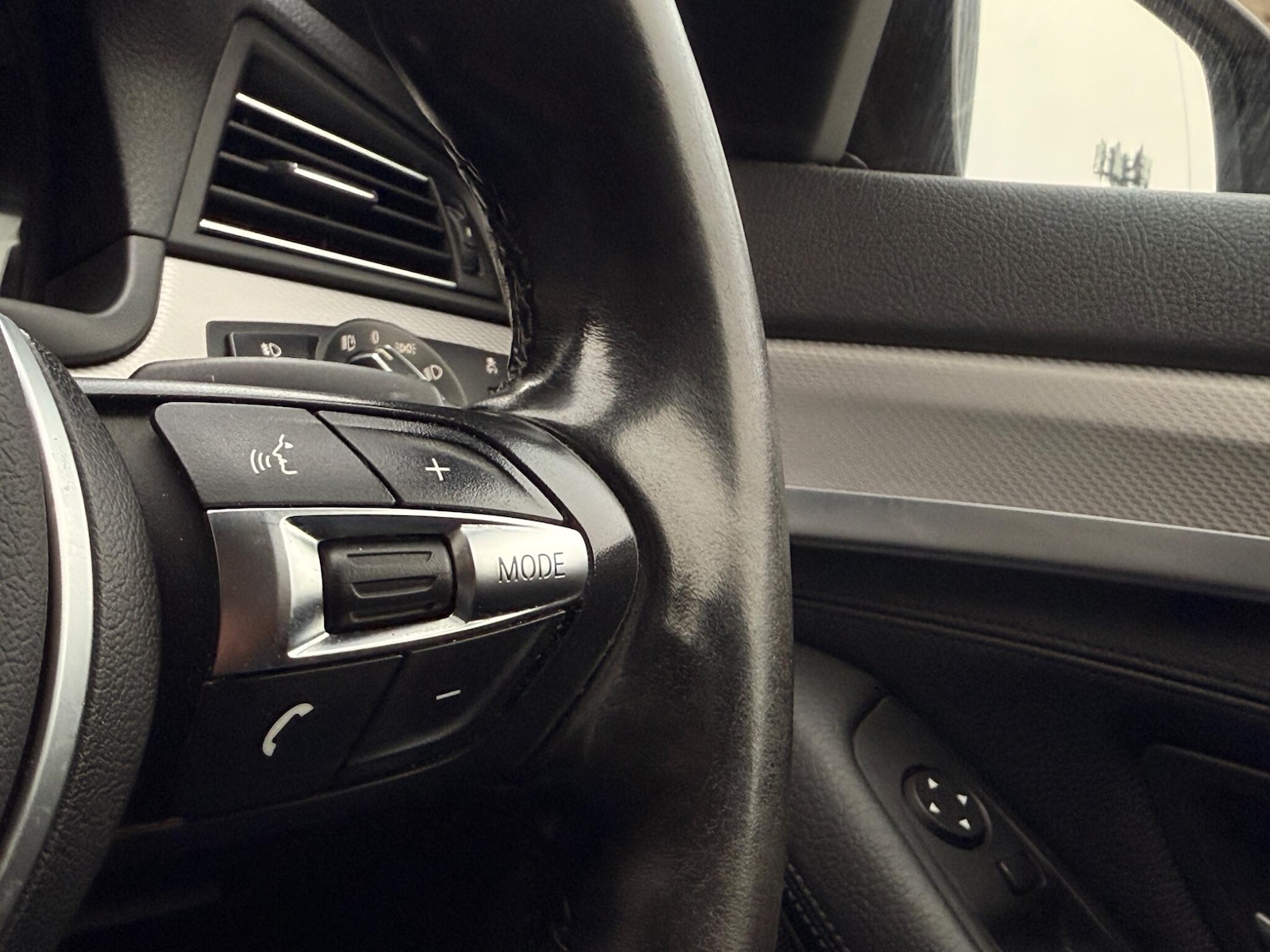 Used BMW 5 Series 2016 for sale - 77053937: Photo 63