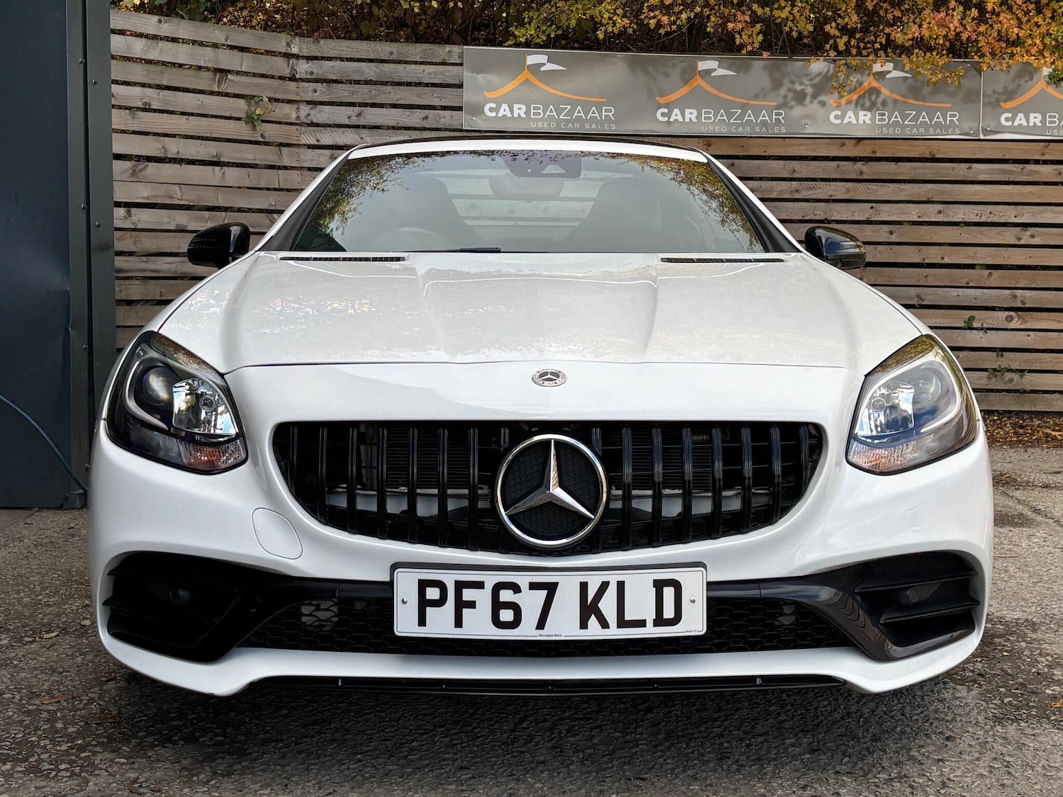 Used Mercedes-Benz SLC 2018 for sale - 76378023: Photo 2
